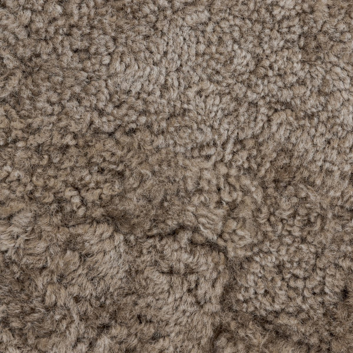 Smoked Oak w/Taupe Shearling