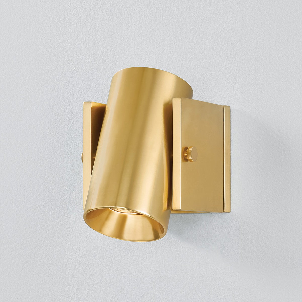 nowra wall sconce