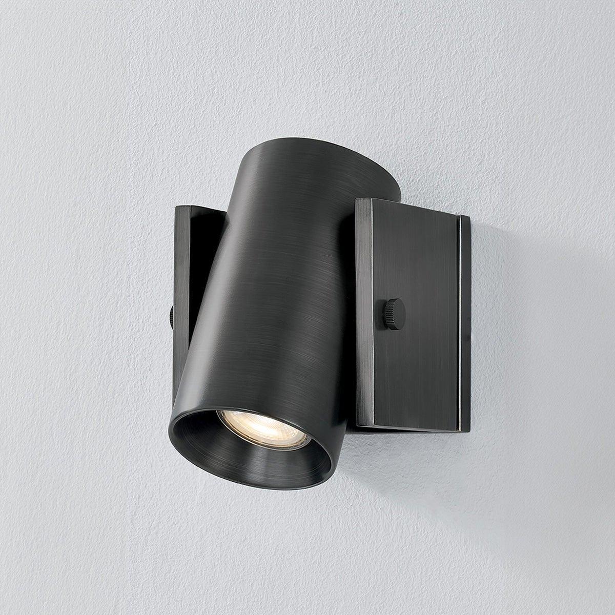 nowra wall sconce