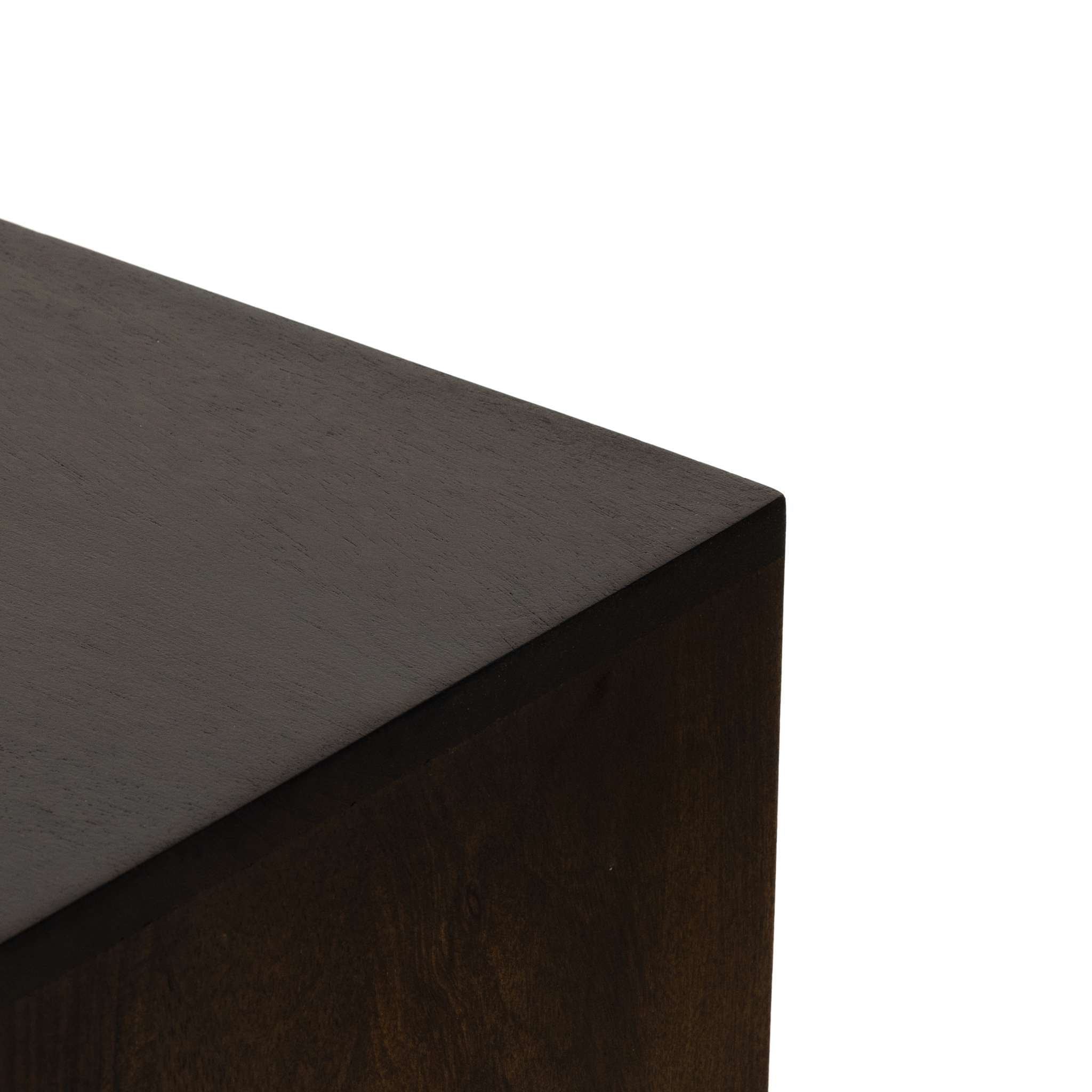 Kelby Closed Media Console