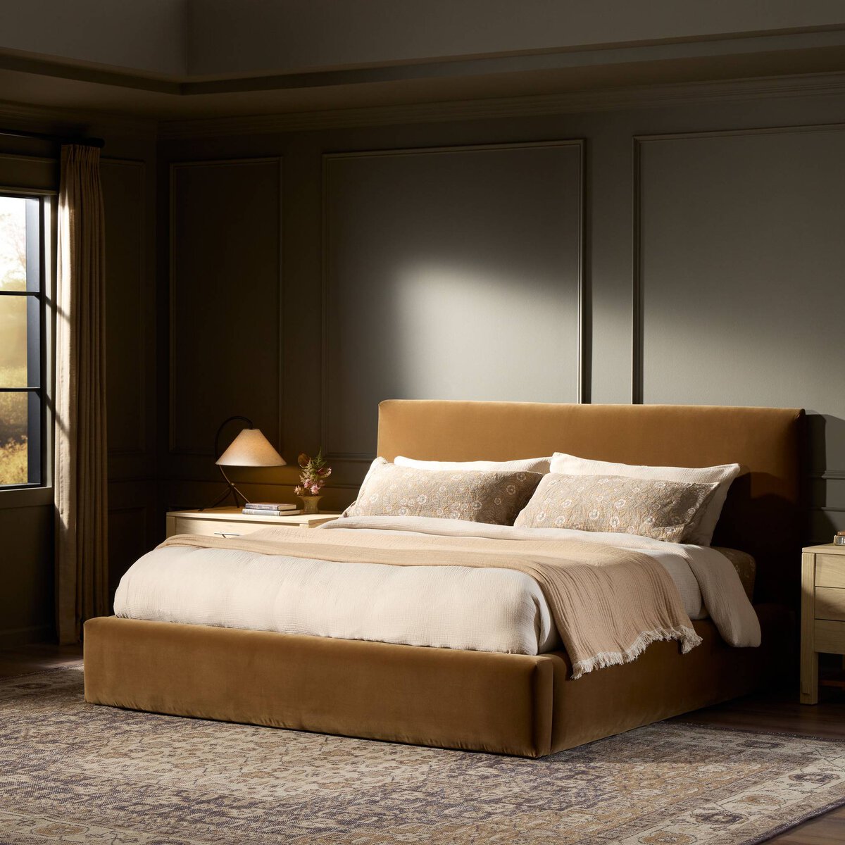 Quincy Bed