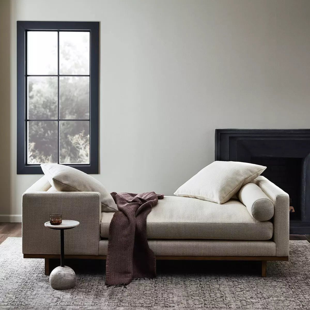 Everly Tete a Tete Chaise
