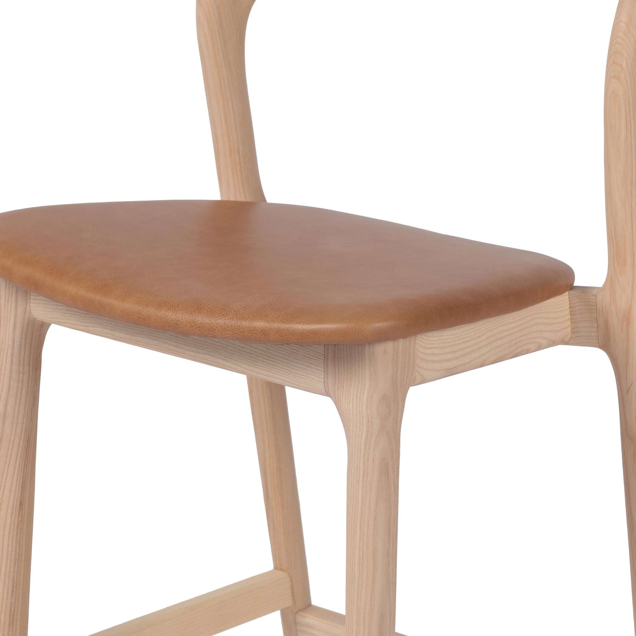 Amare Stool