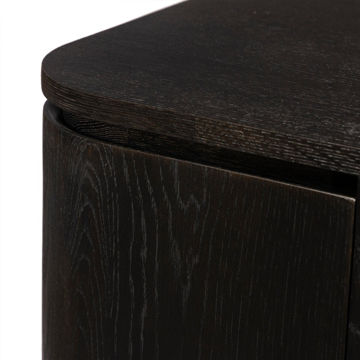 Elle Media Console