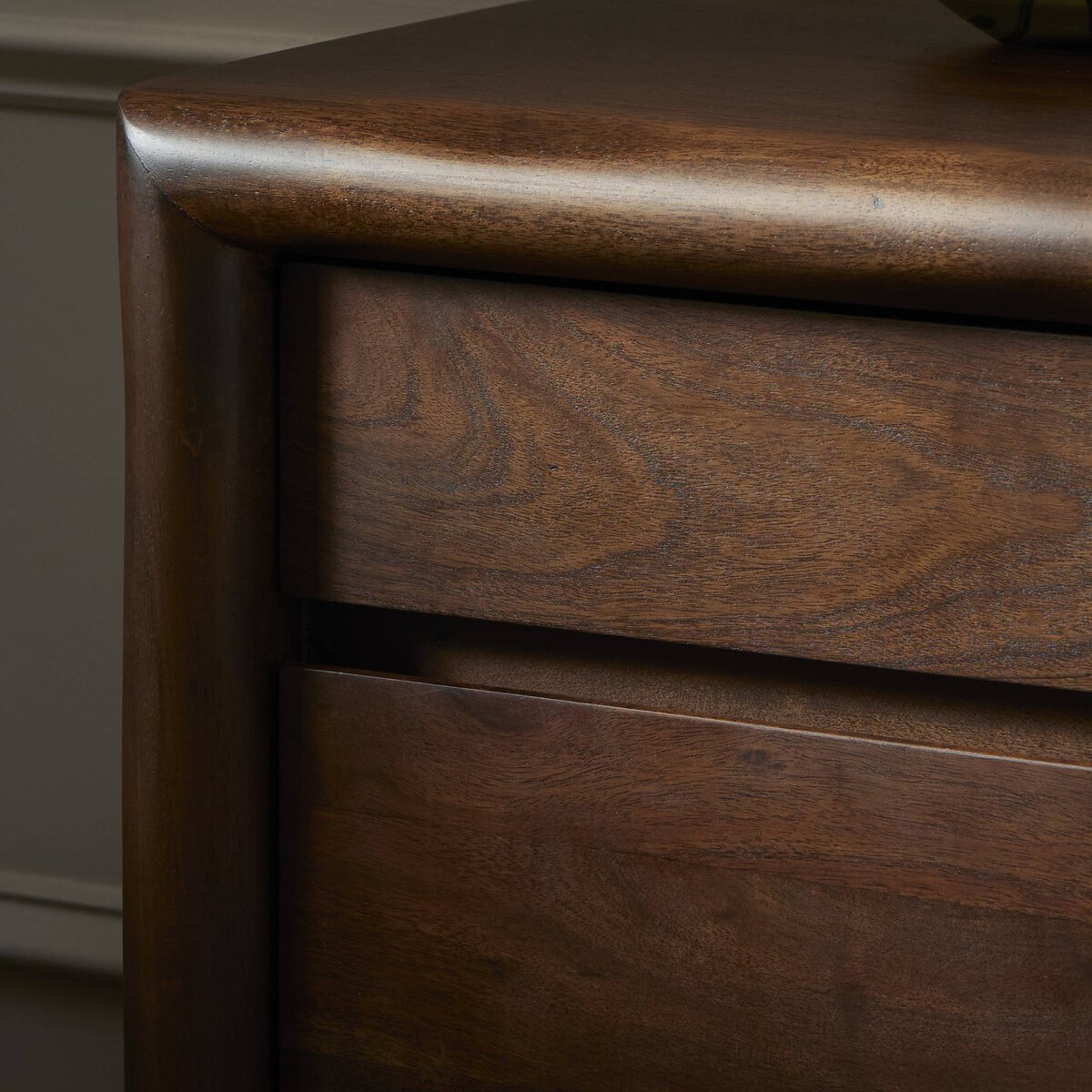 Nigel Nightstand