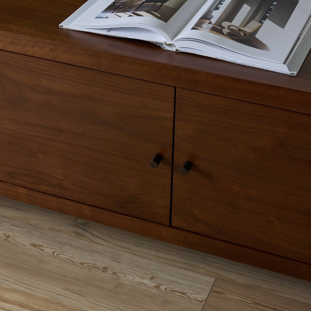 Hawkes Media Console