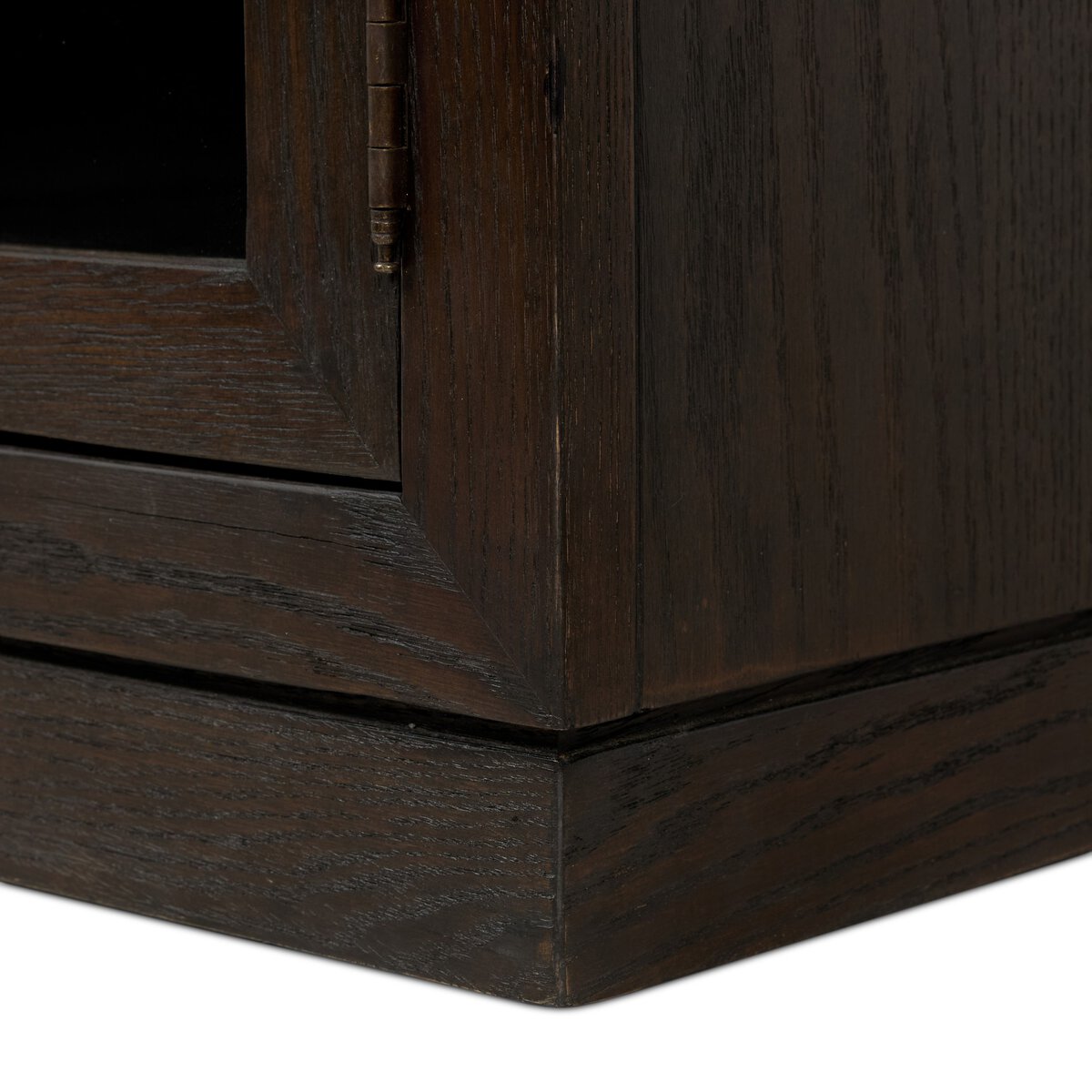 Hepburn Media Console