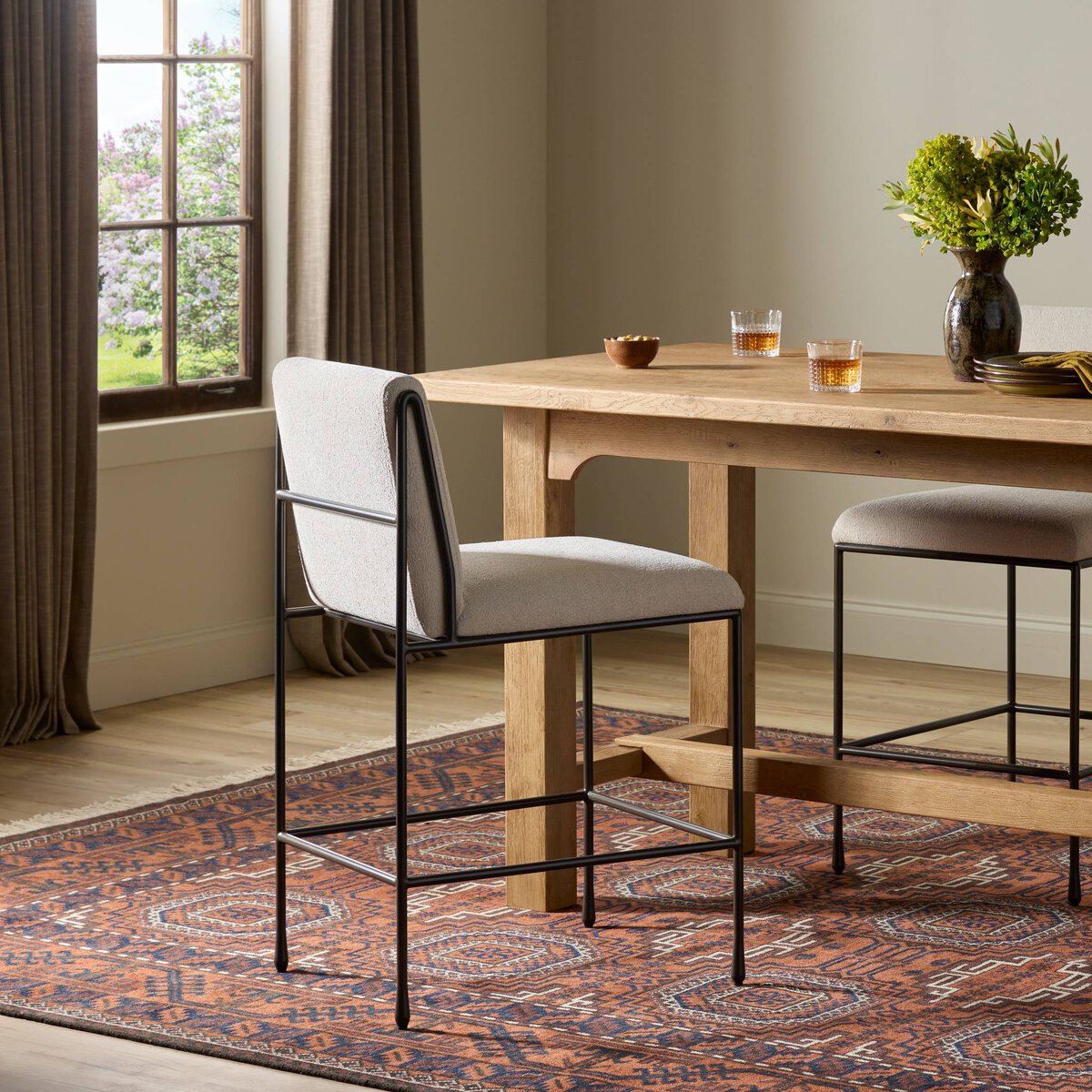 Decker Stool