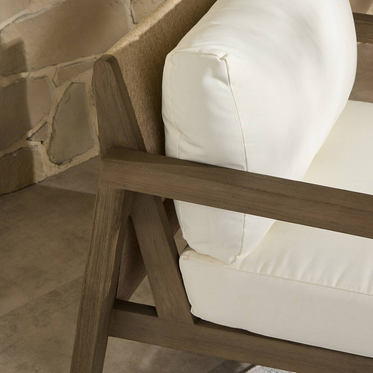 Nilson Outdoor Chair