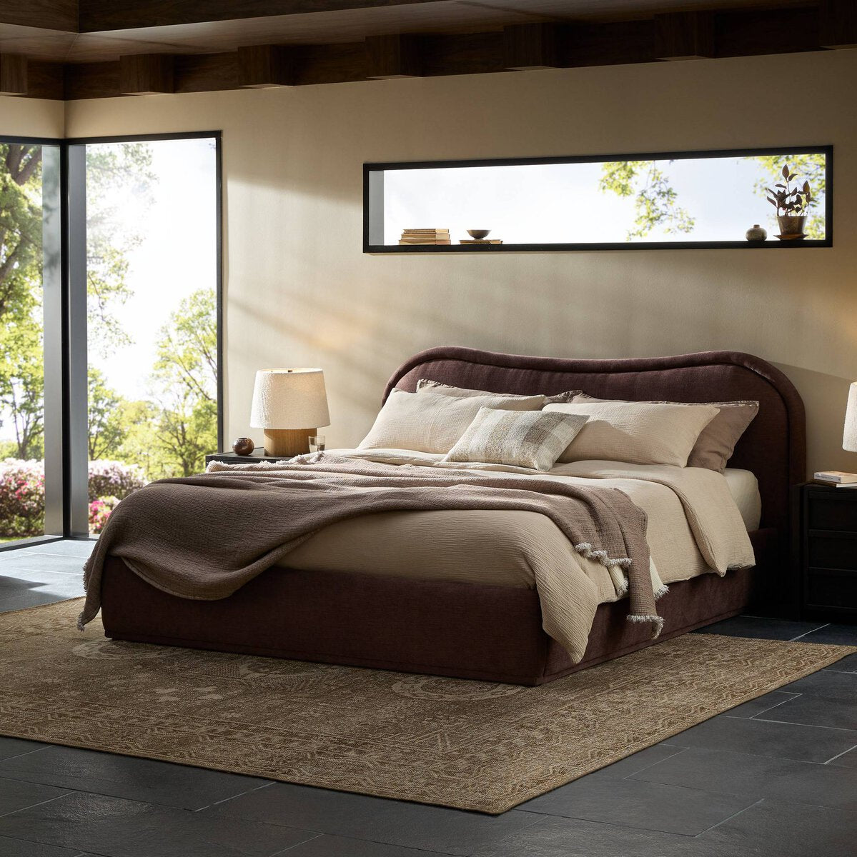 Julia Bed