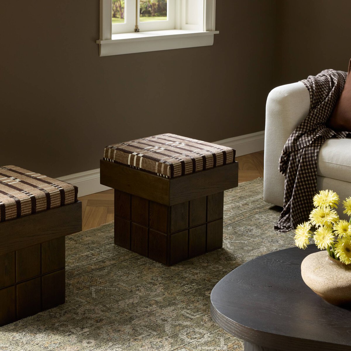 Kubi Accent Stool