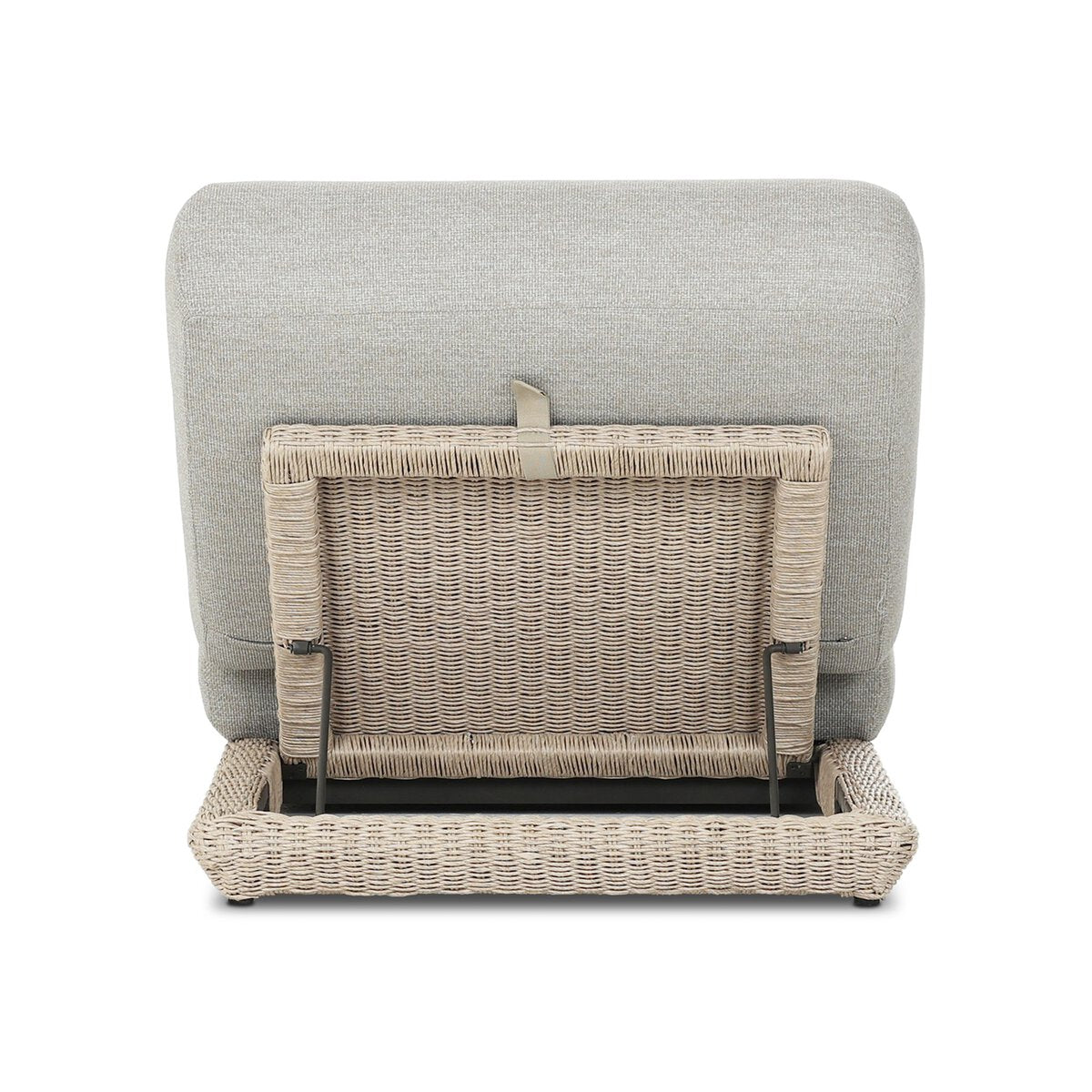 Evander Outdoor Chaise