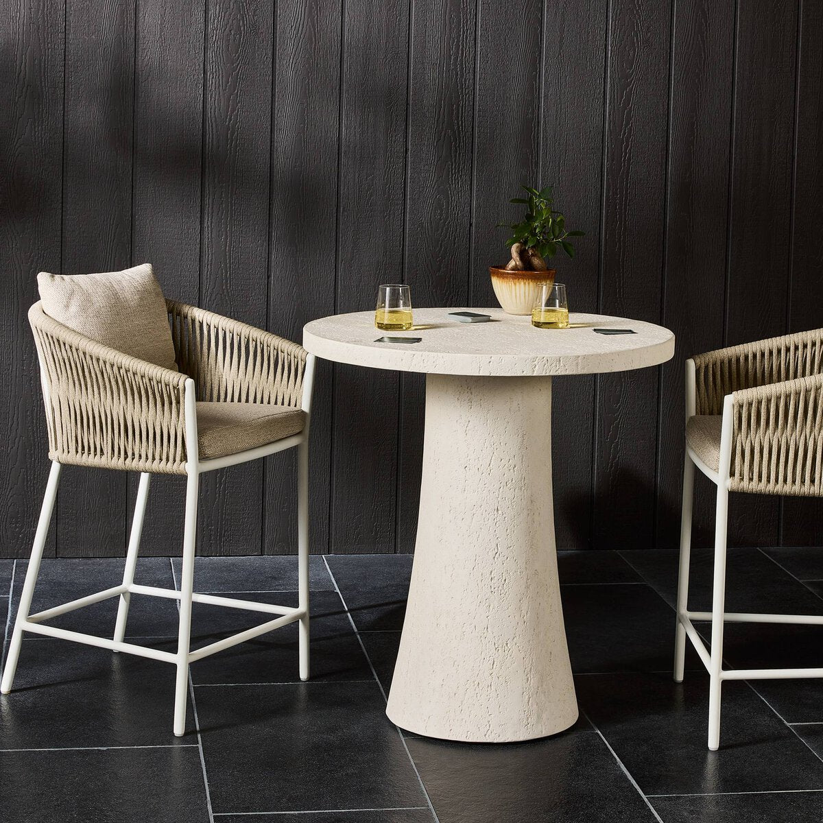 Varda Outdoor Bar Table