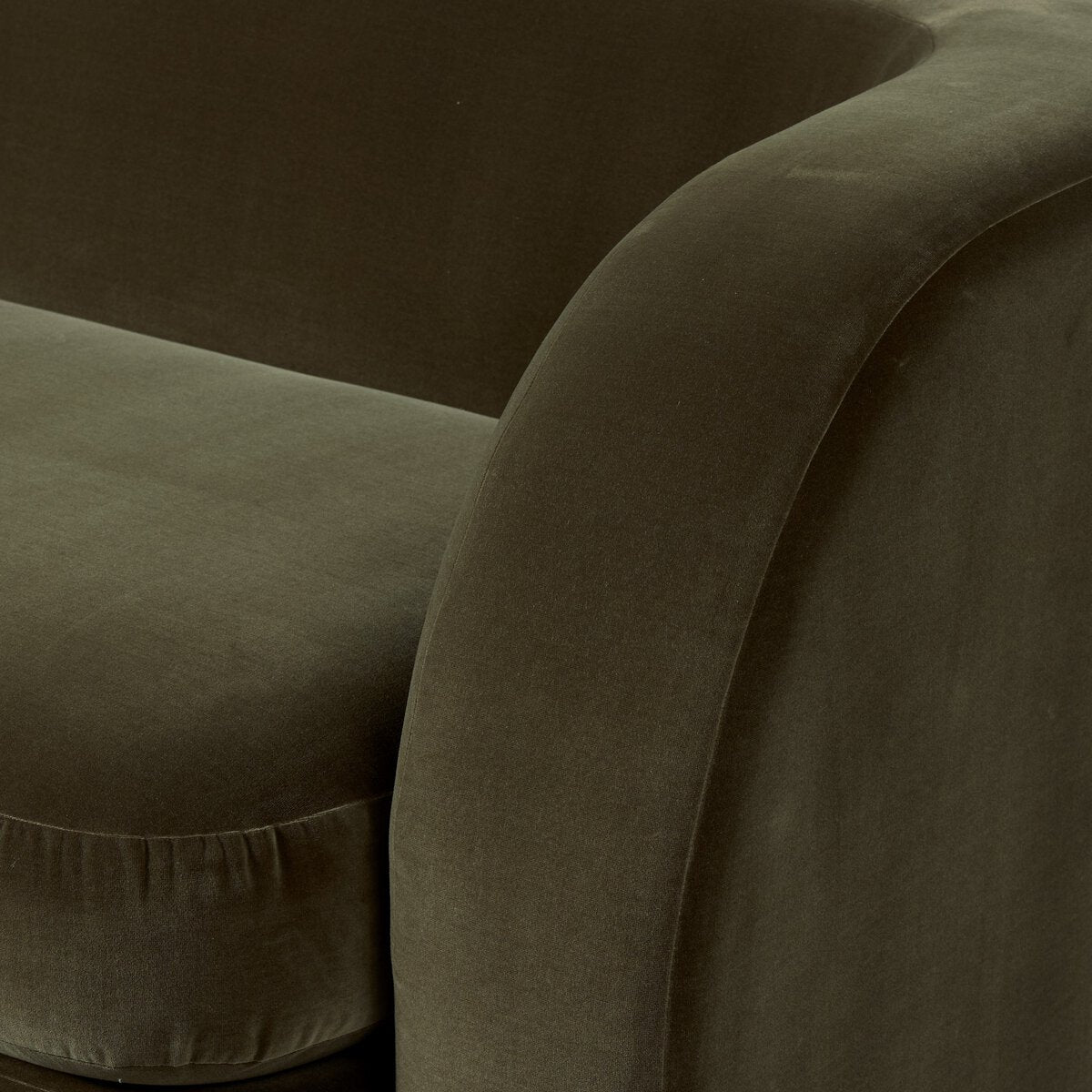 Lavera Sofa- 99"