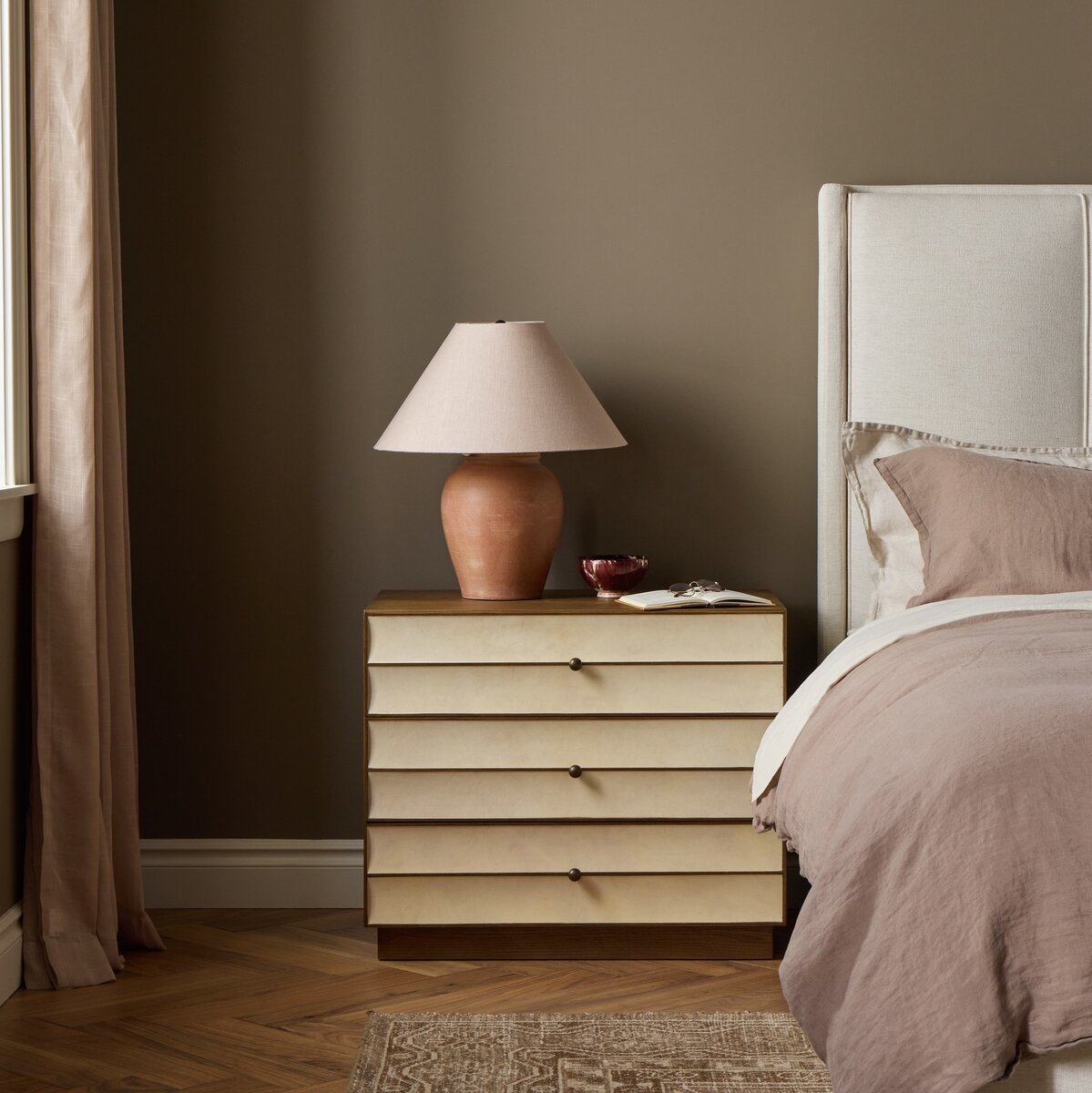 Wellen Nightstand