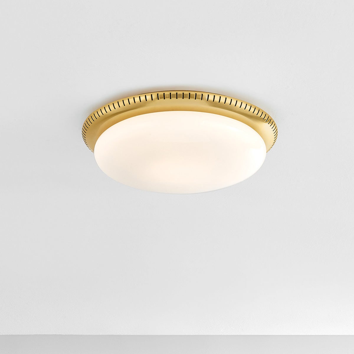 north castle flush mount