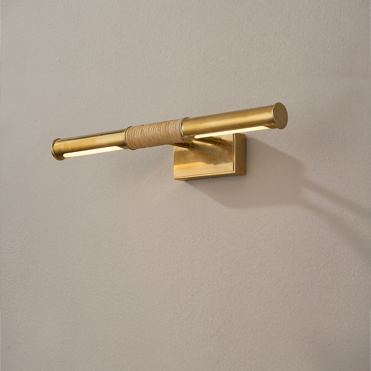 hallstead picture light