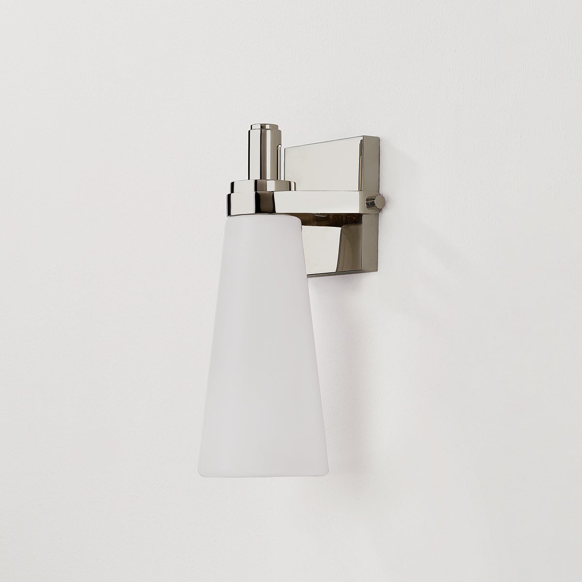 trude wall sconce