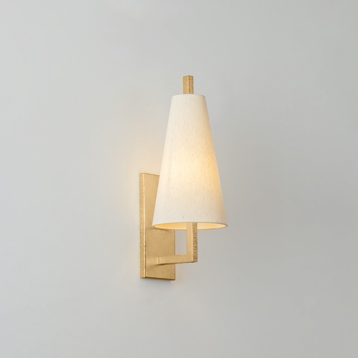 tirana wall sconce