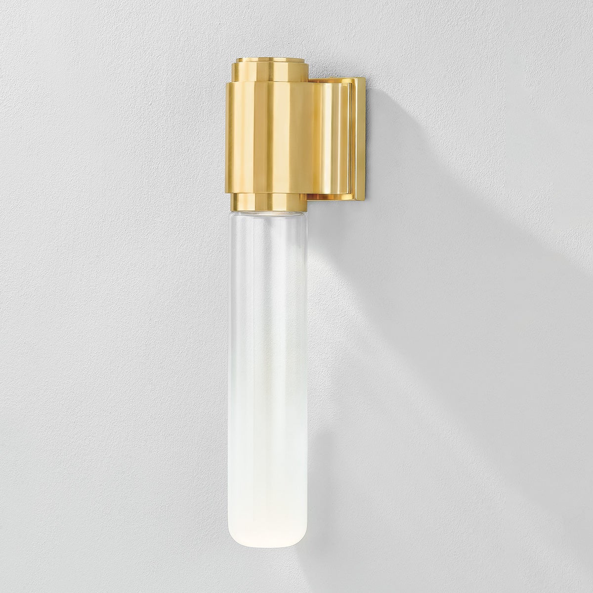 colrain wall sconce