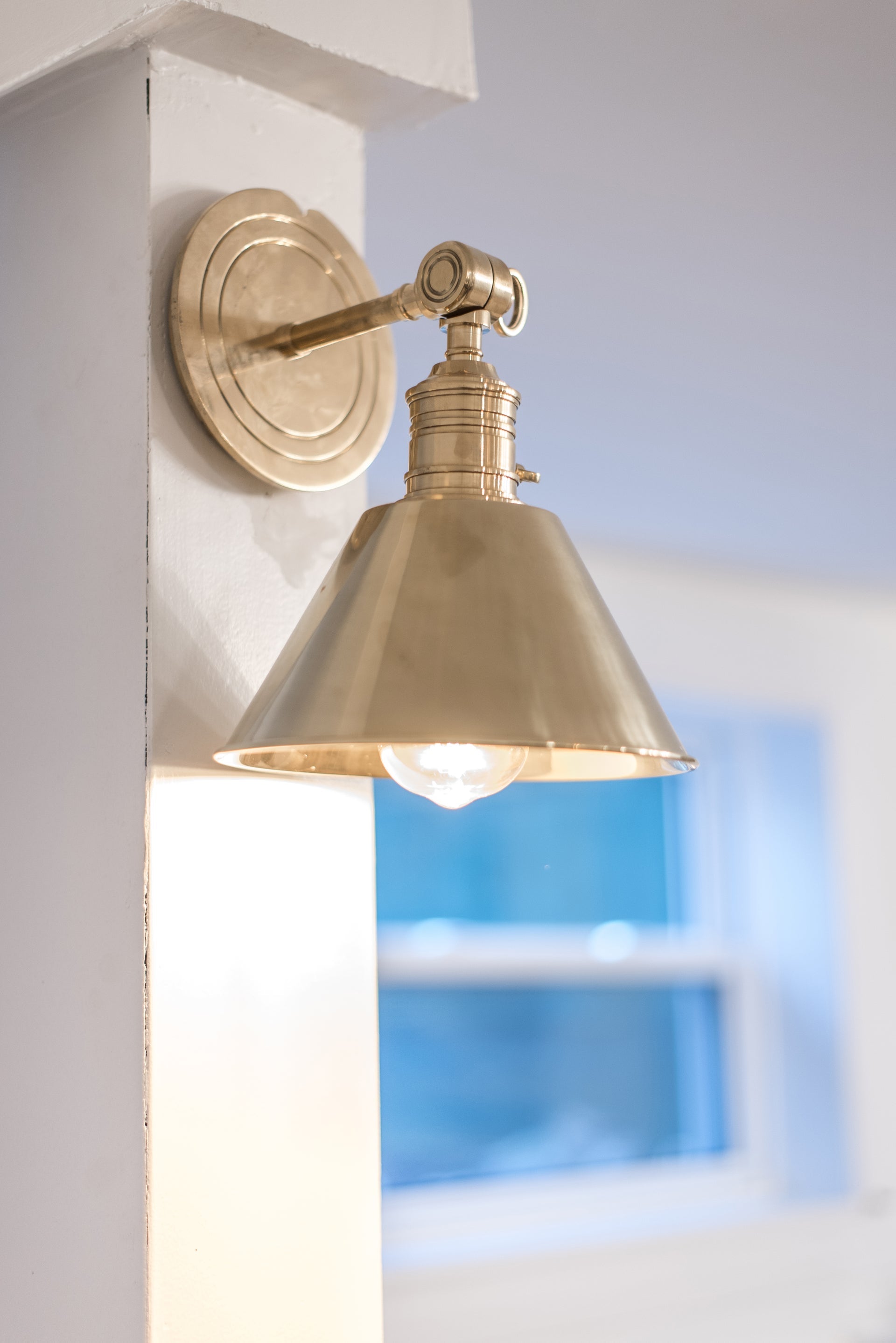 garden city wall sconce
