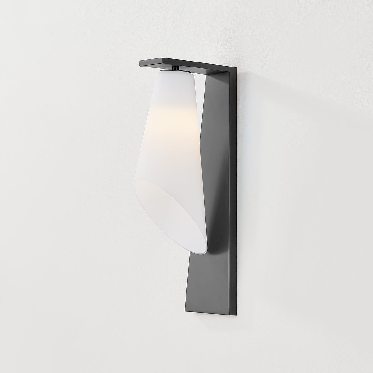 andros wall sconce