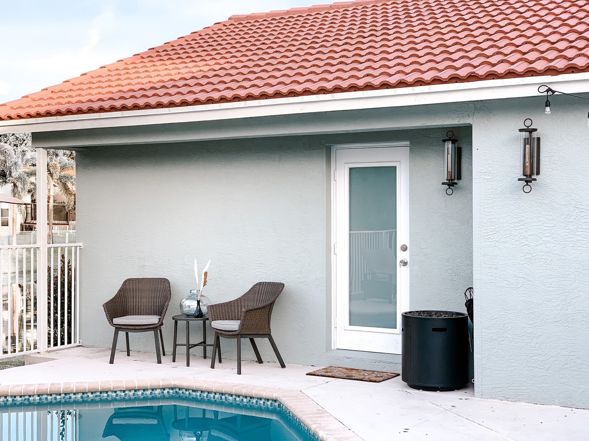 aiden exterior wall sconce