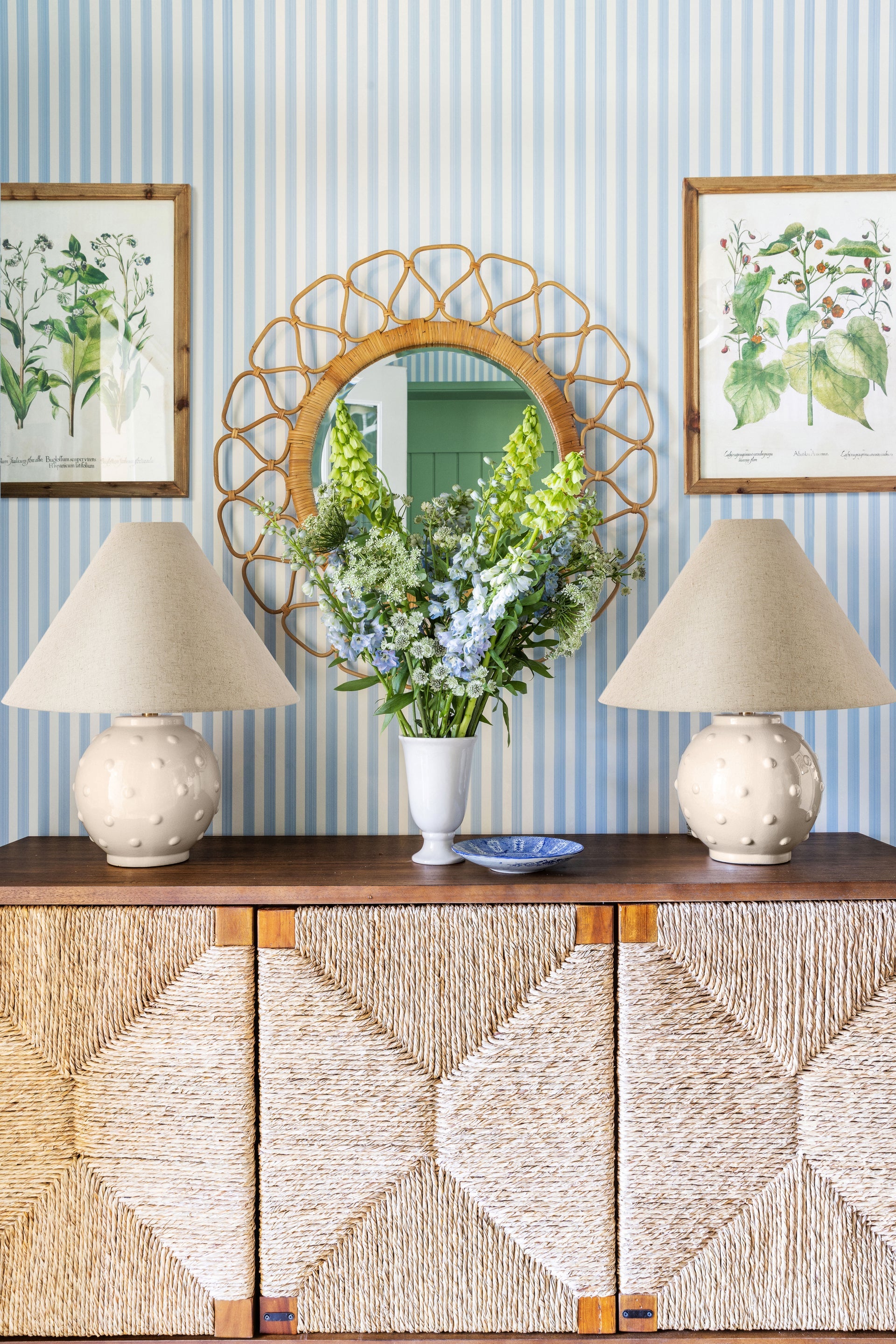 annabelle table lamp