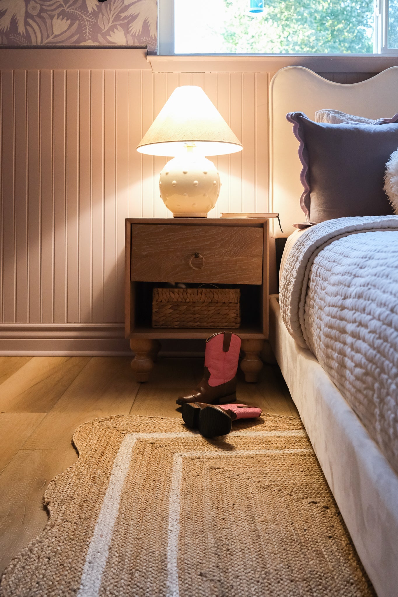 annabelle table lamp