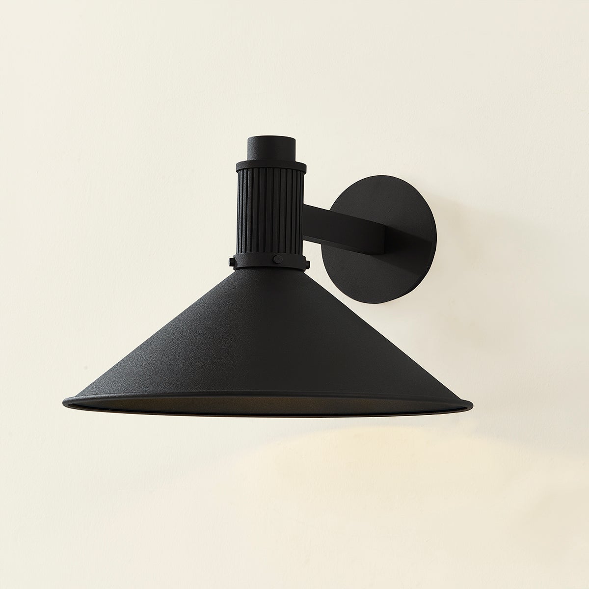 elani exterior wall sconce