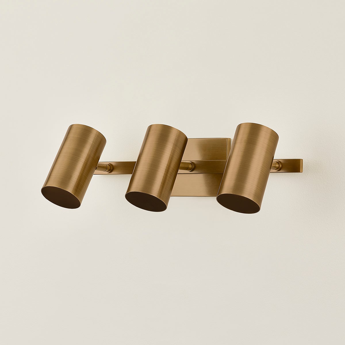 rueben bath and vanity