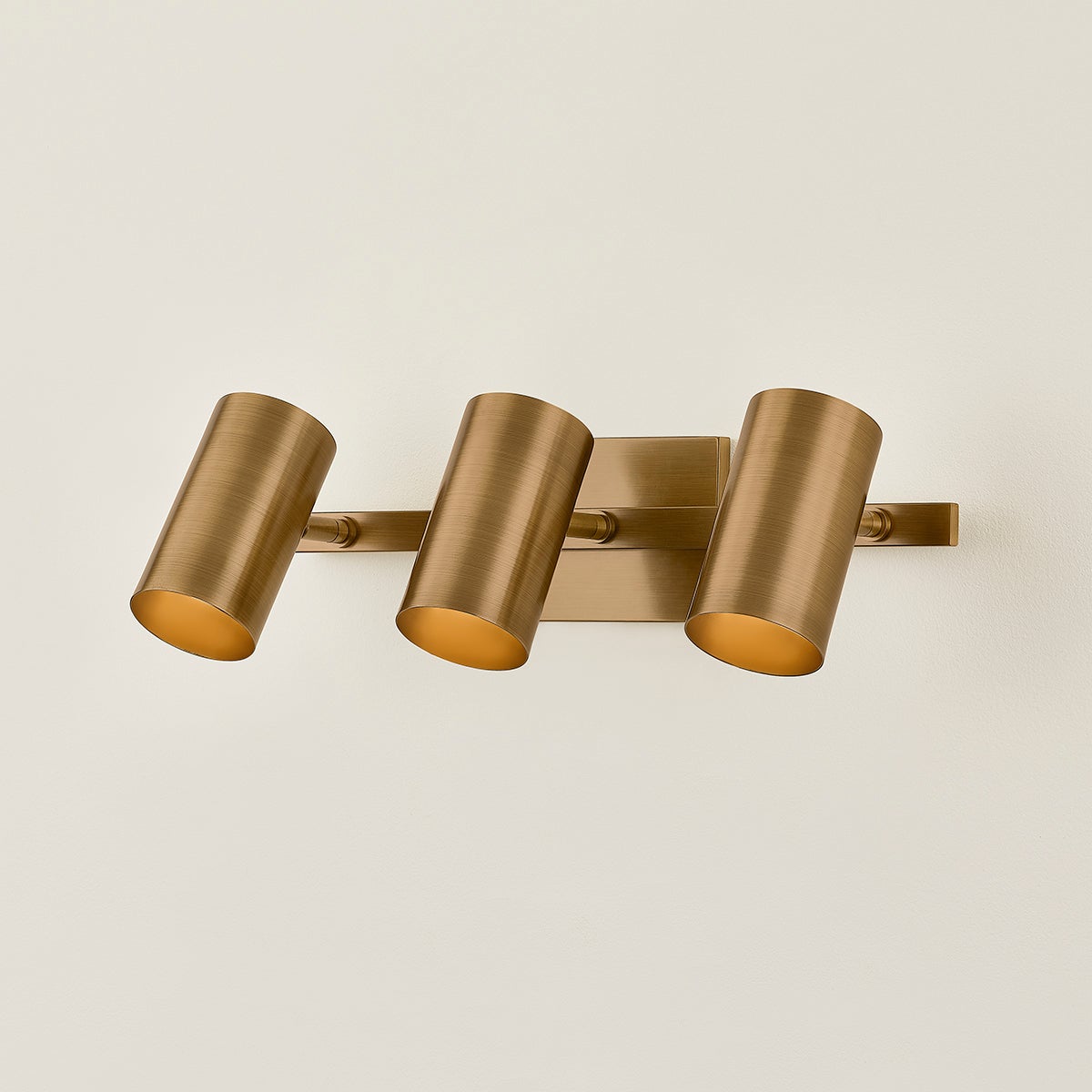 rueben bath and vanity