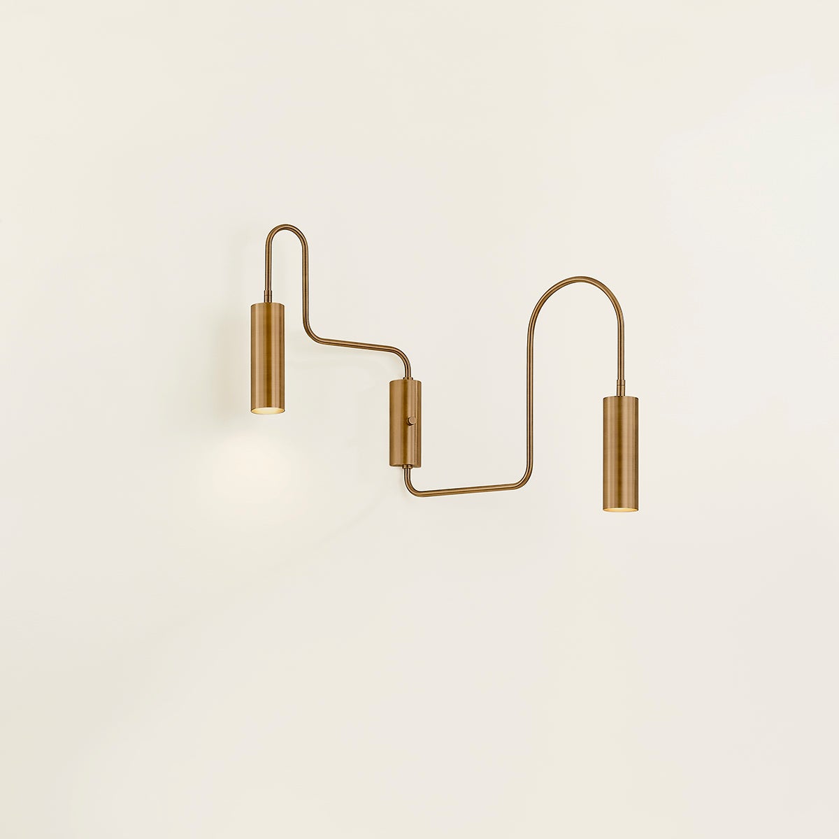 lark wall sconce