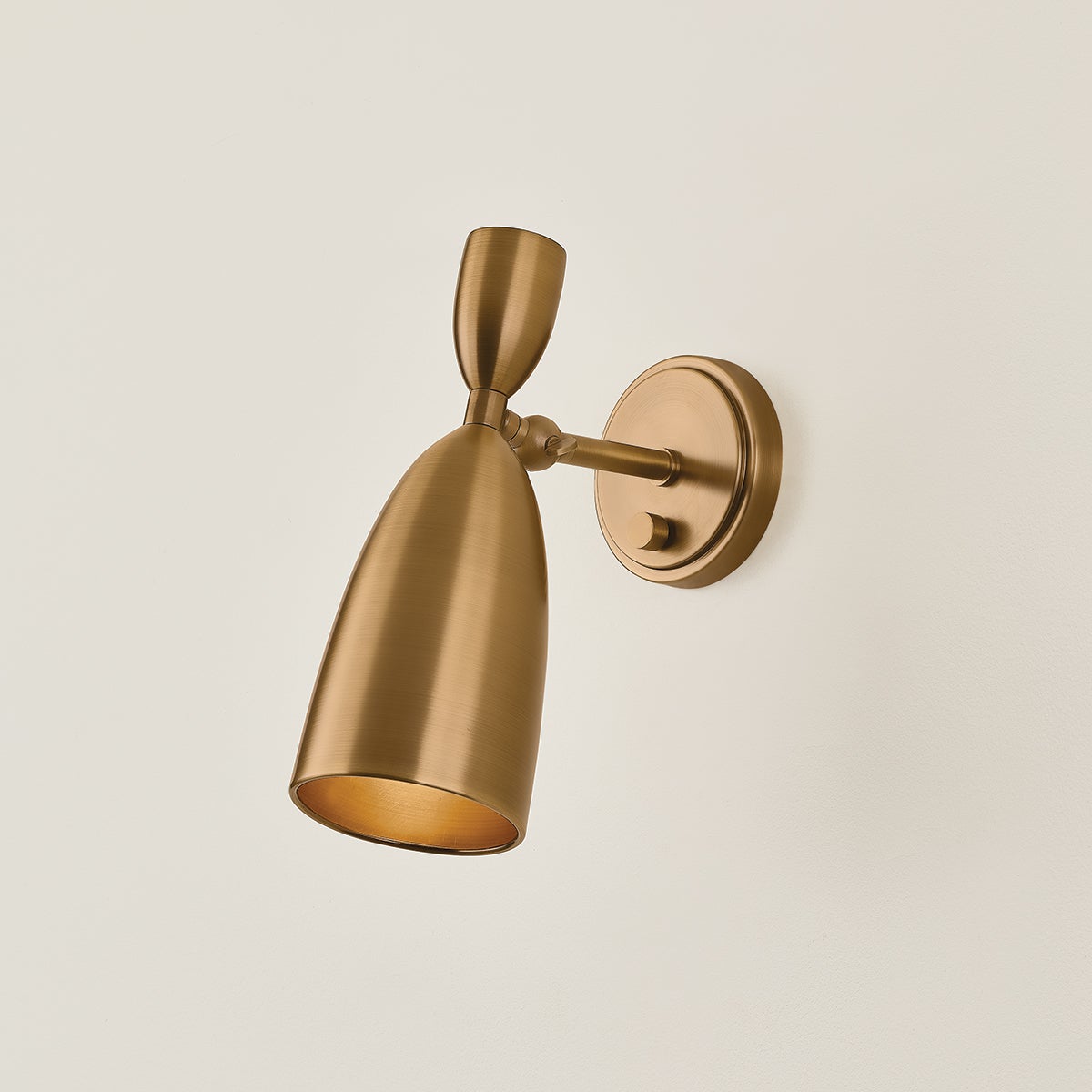 spade wall sconce
