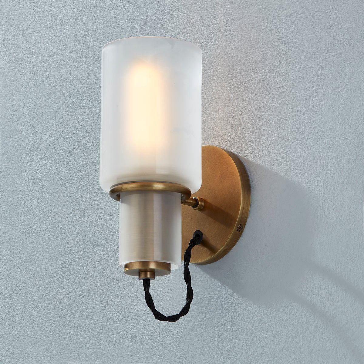 lincoln wall sconce
