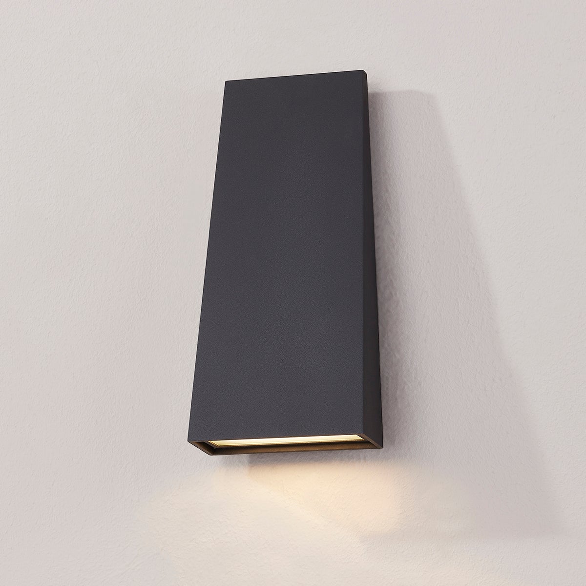 roy exterior wall sconce