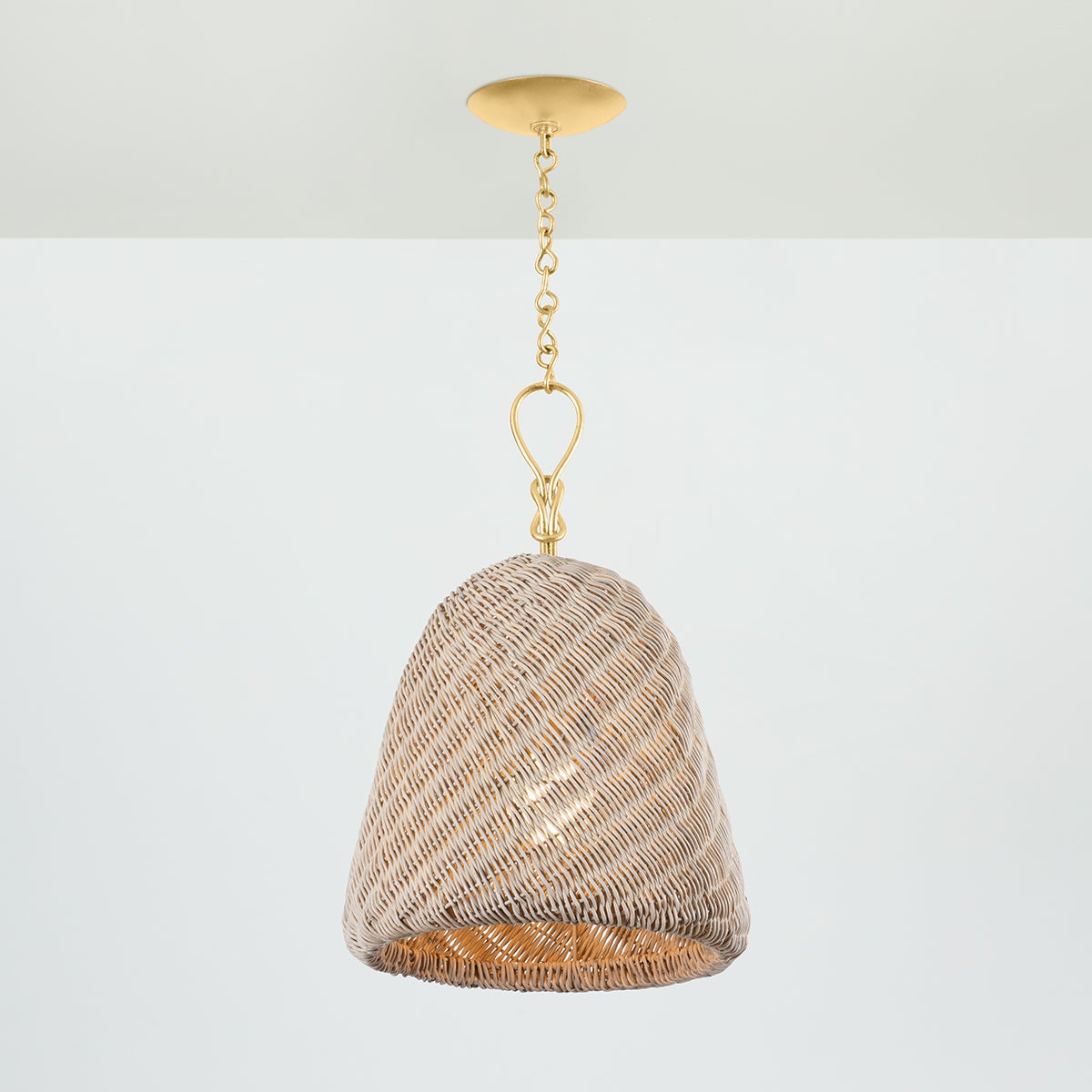 reina pendant