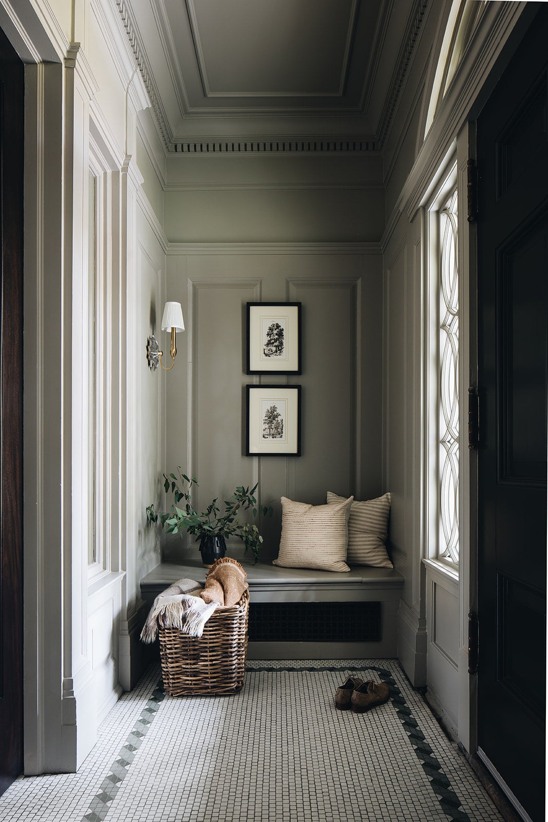 barton wall sconce