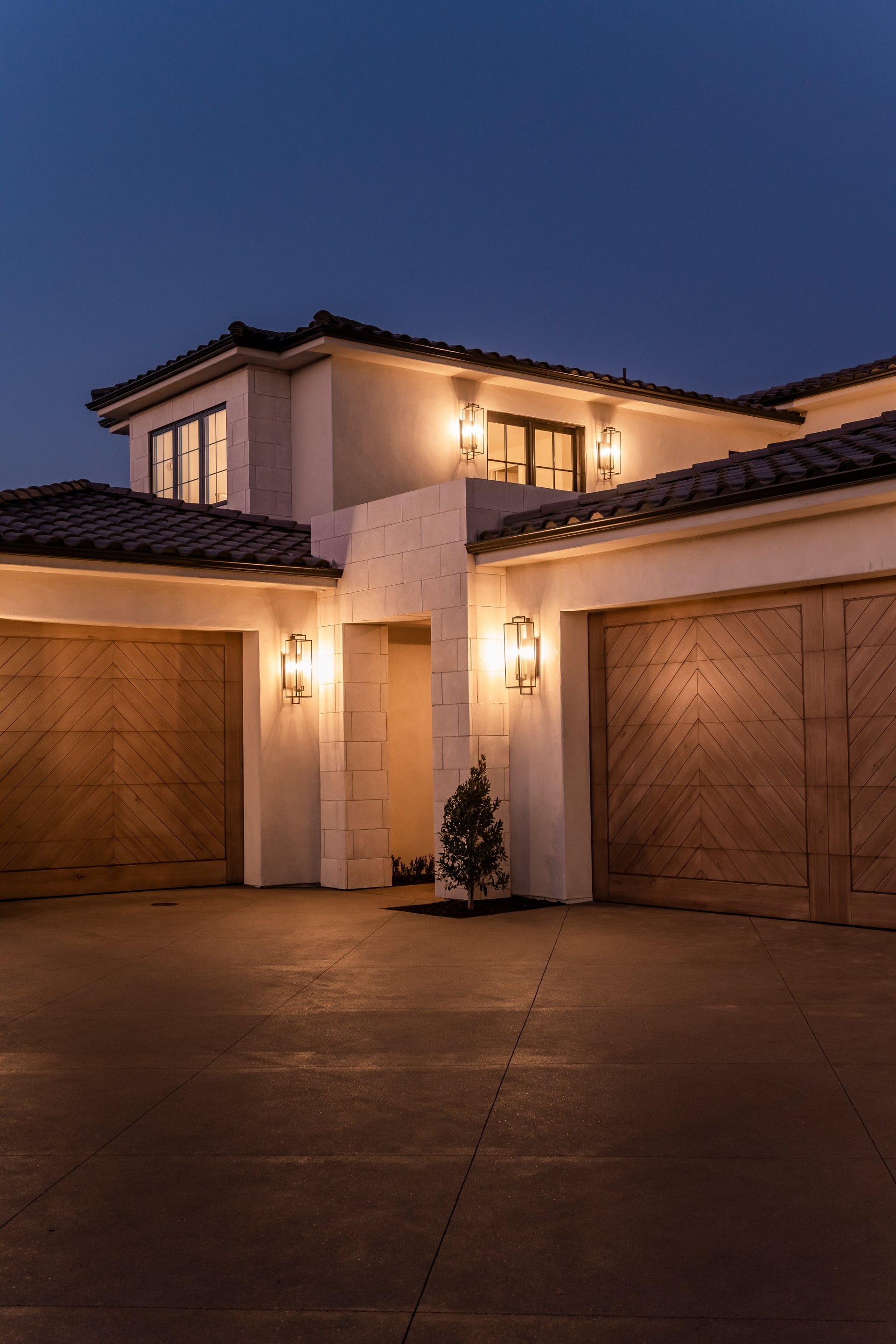 beckham exterior wall sconce