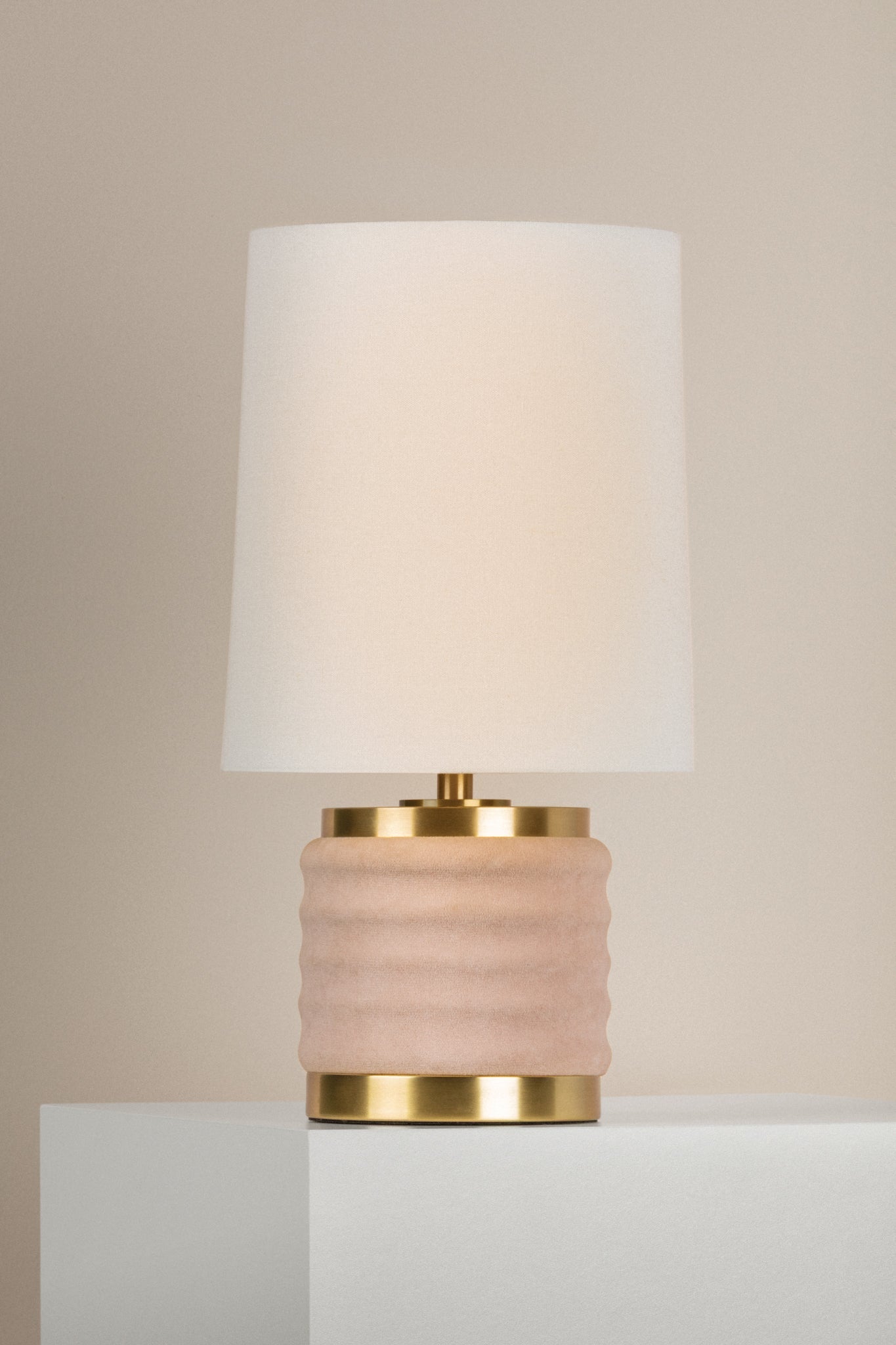 bethany table lamp