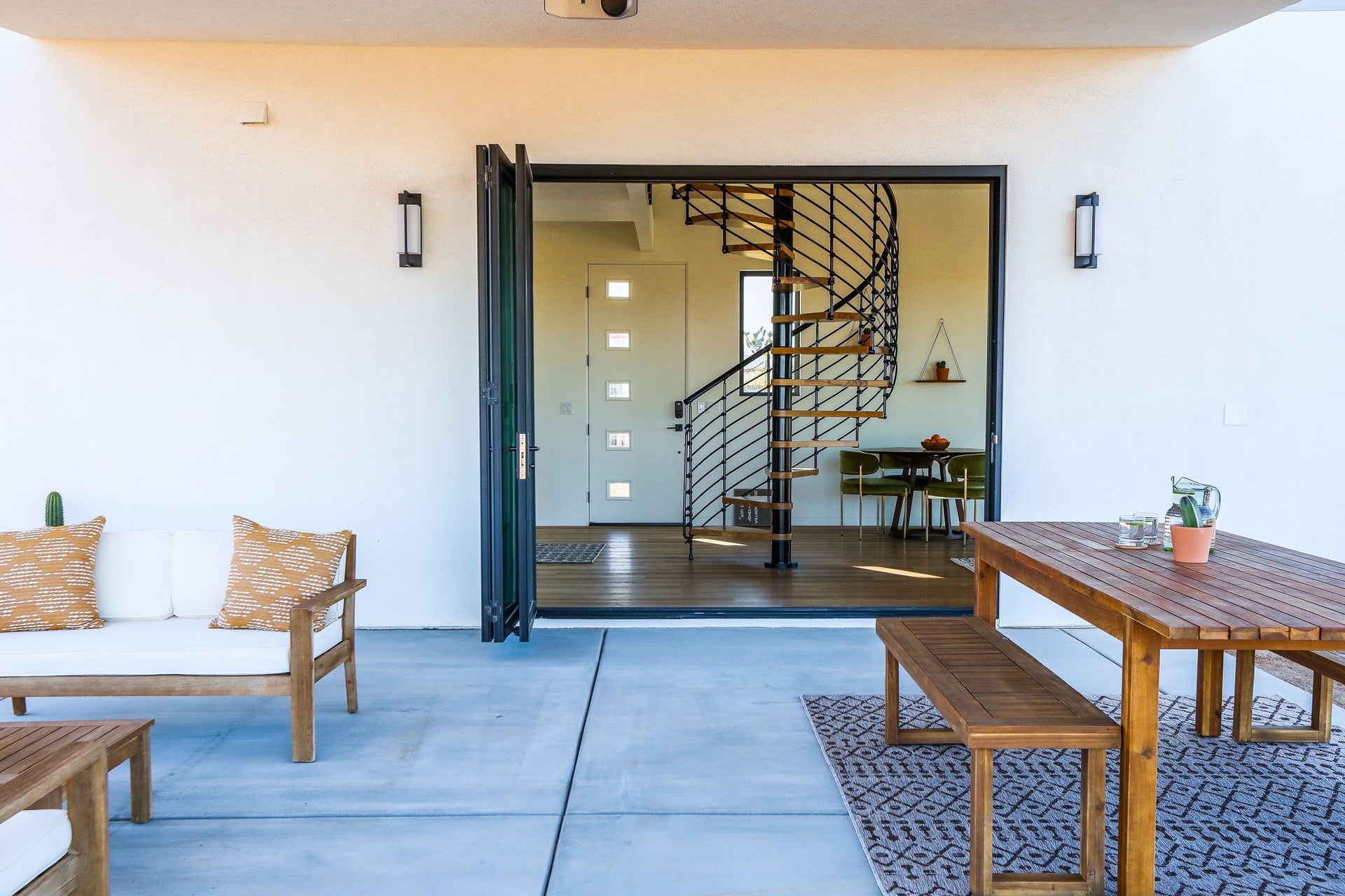 blade exterior wall sconce