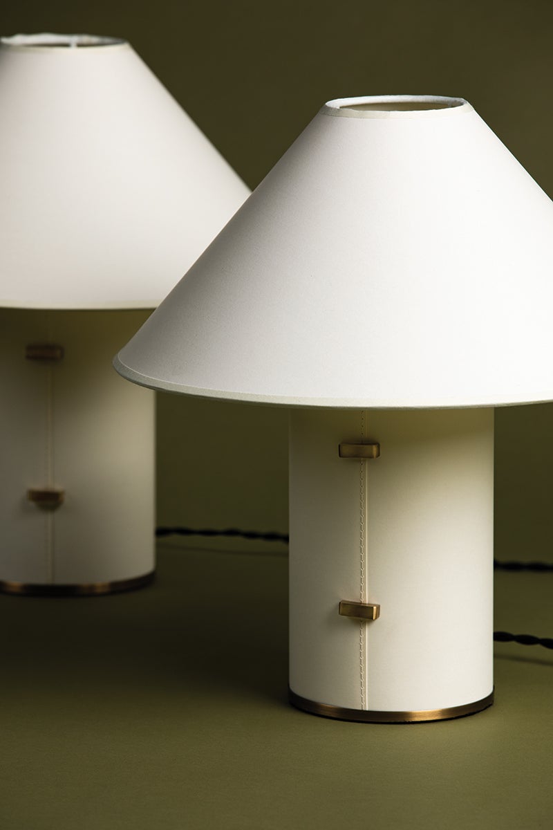 bond table lamp