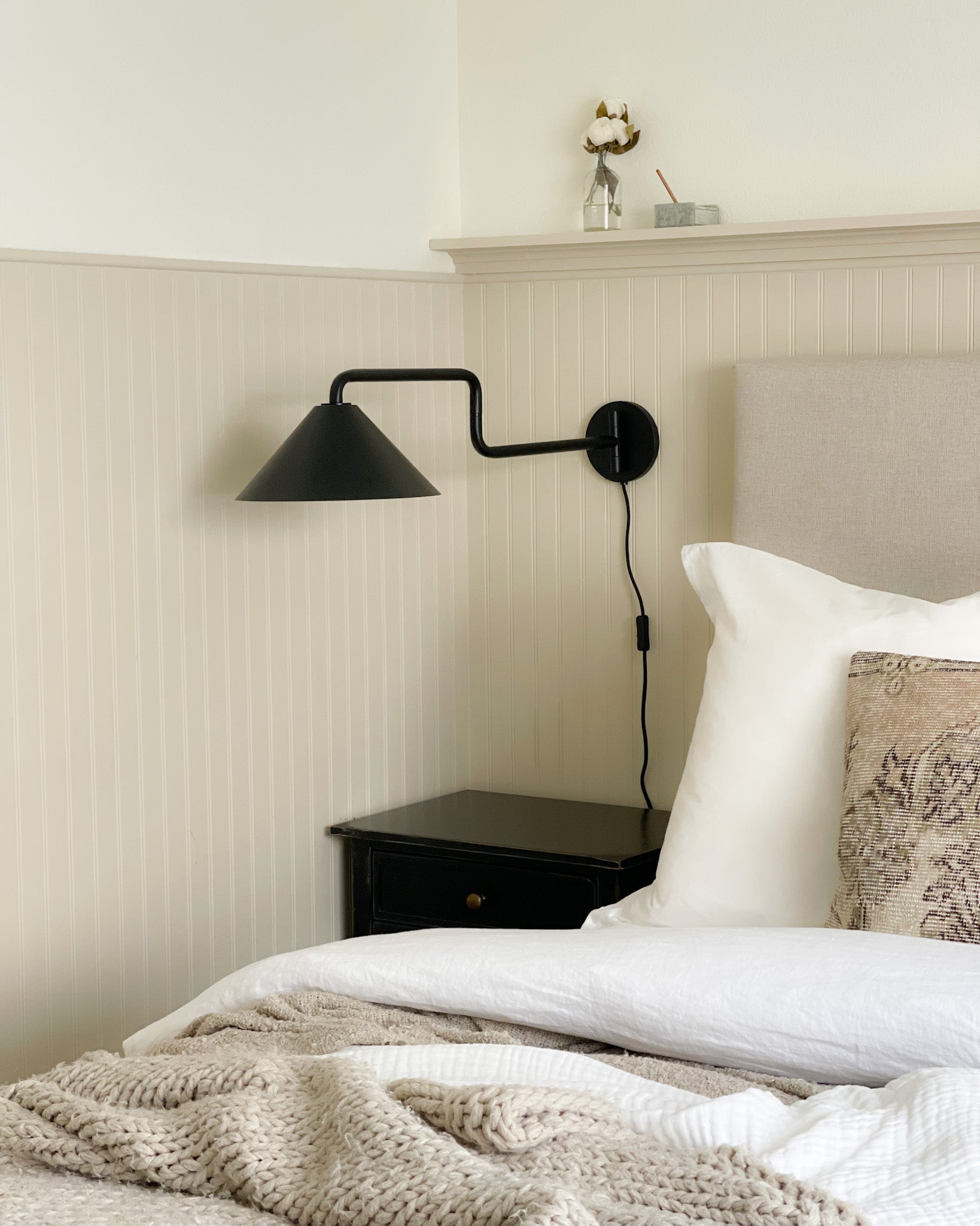 brianna plug-in sconce