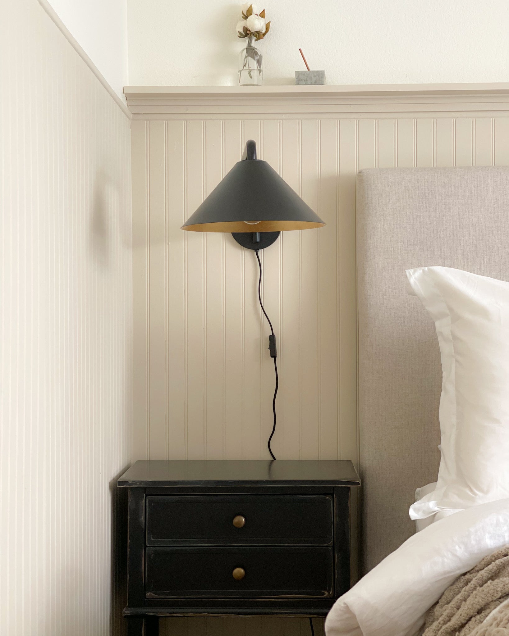 brianna plug-in sconce