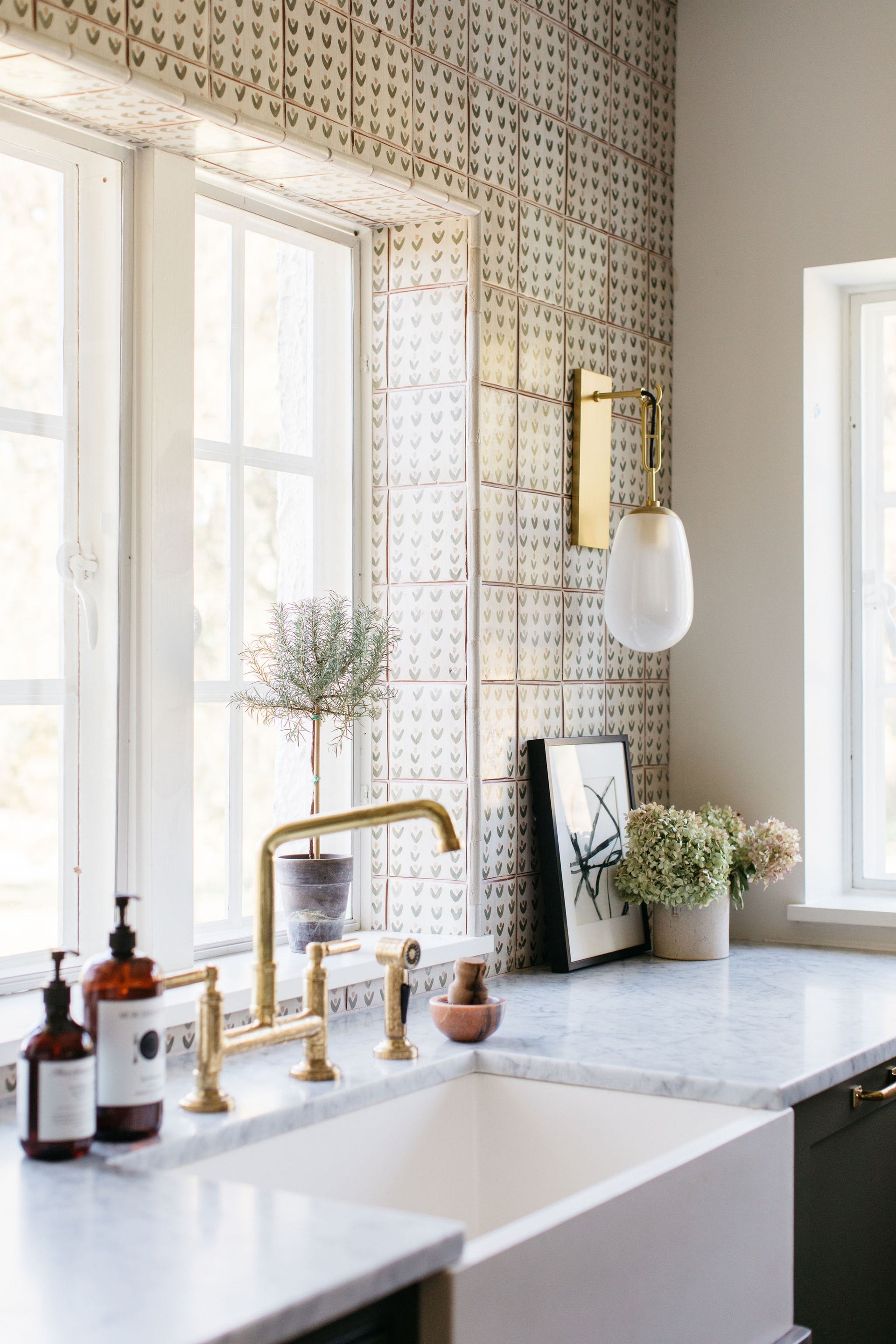 bruckner wall sconce