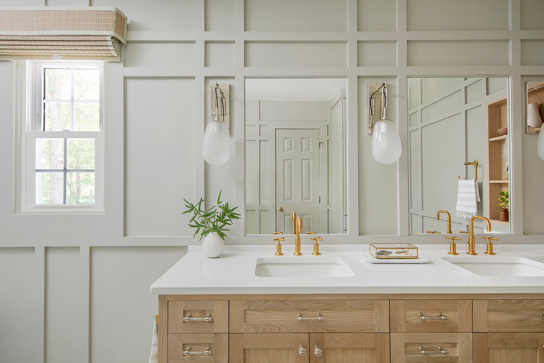 bruckner wall sconce
