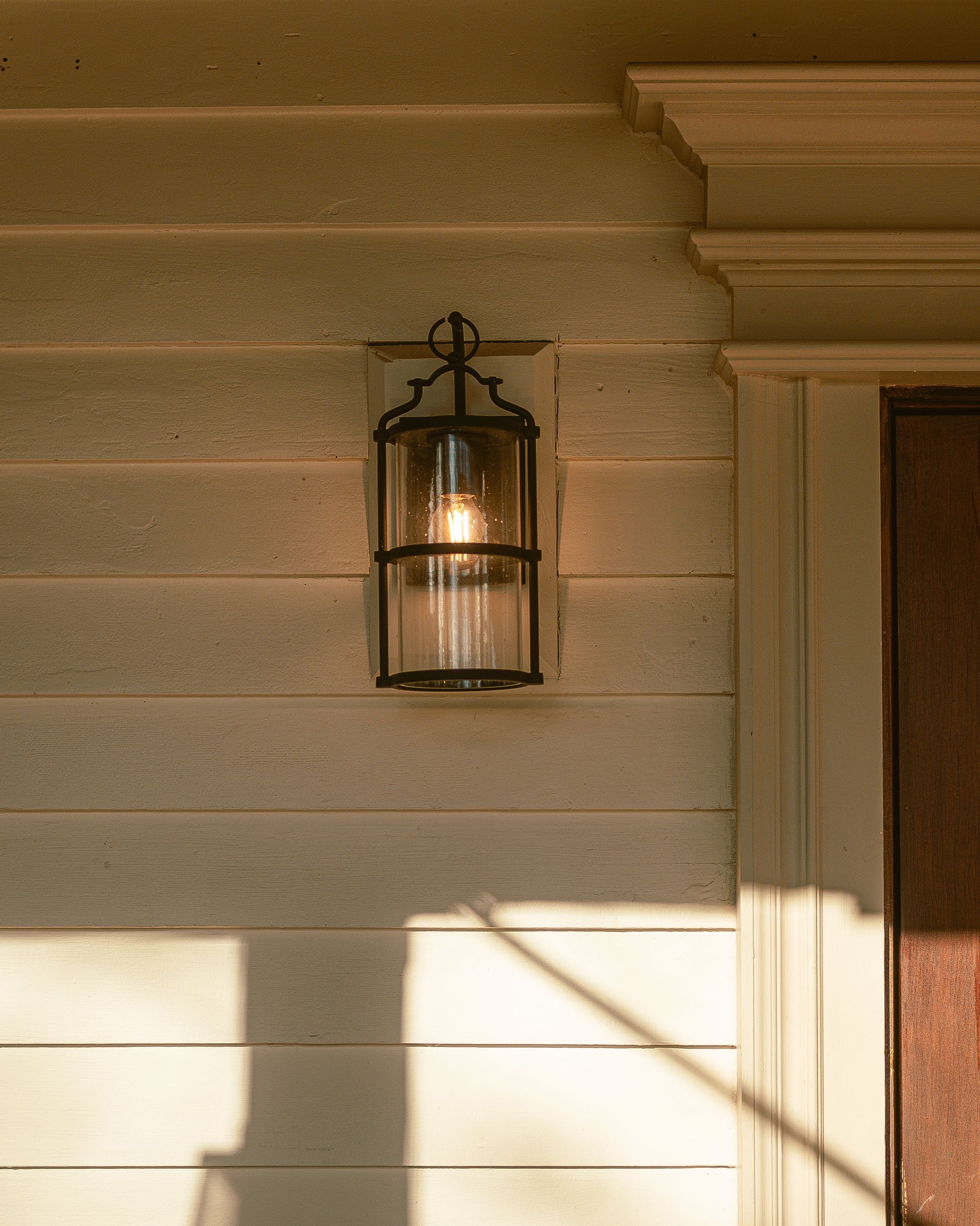 burbank exterior wall sconce