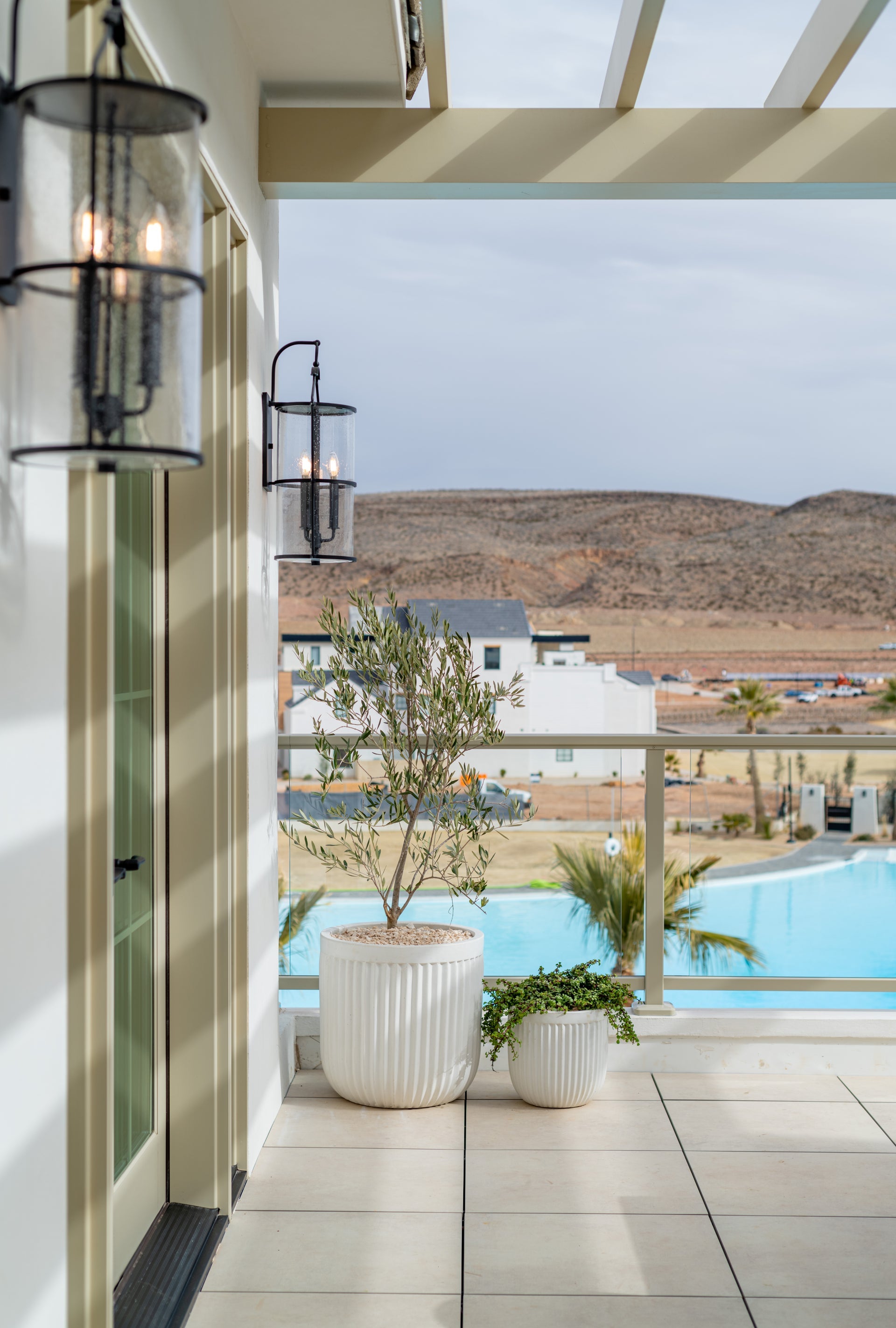 burbank exterior wall sconce