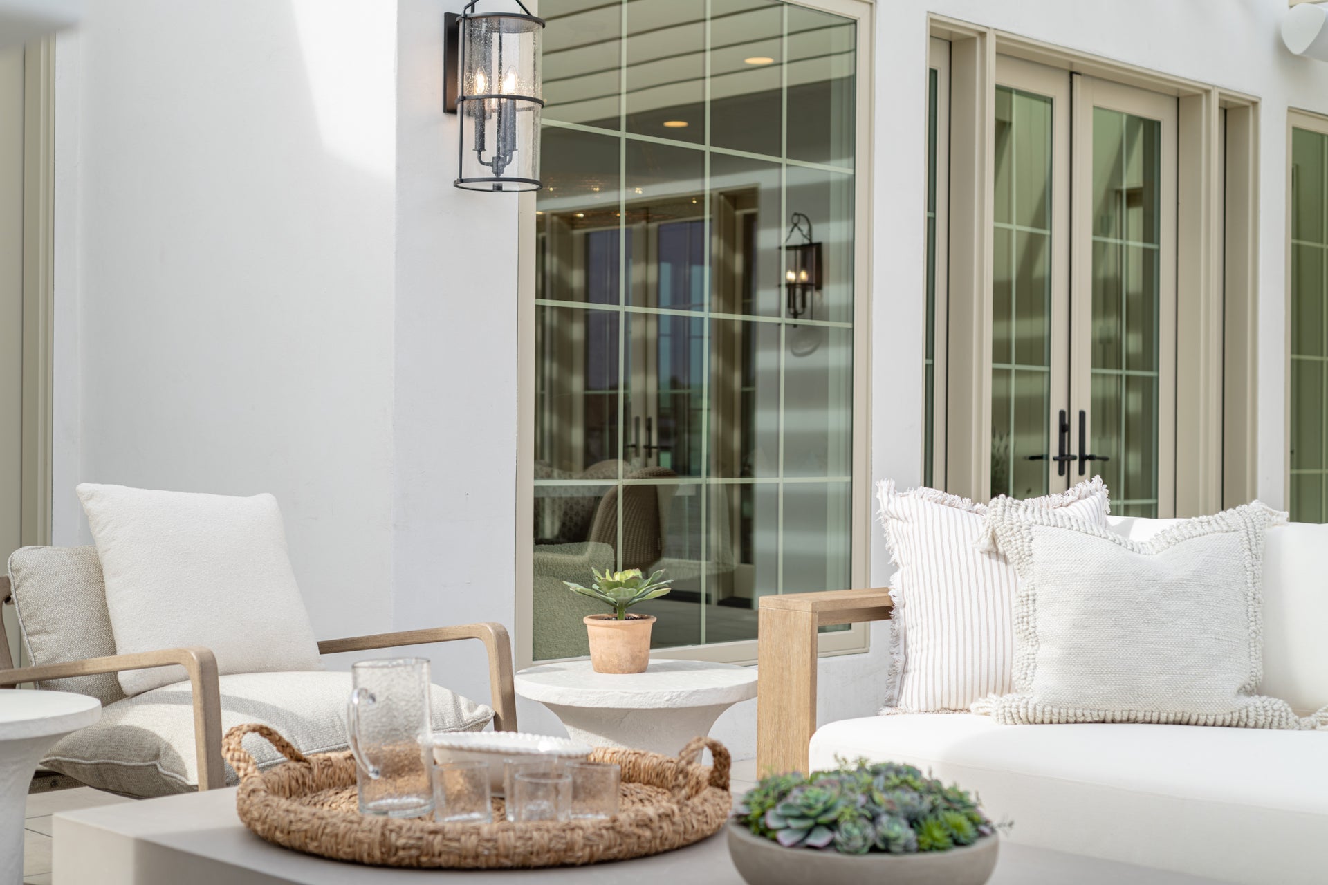 burbank exterior wall sconce