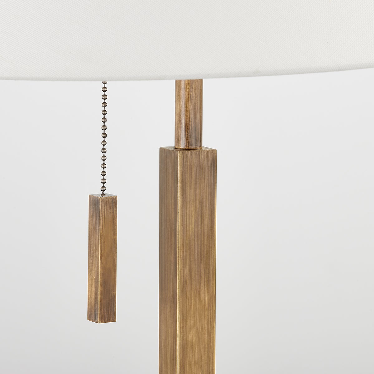 clic table lamp